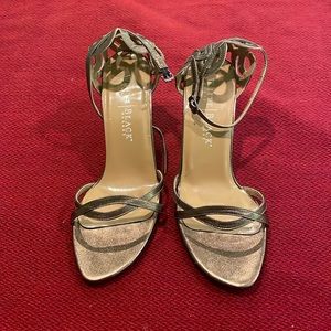 White House Black Market Never Worn Bronze high heels 👠